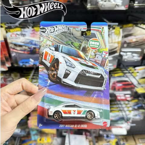 Hot Wheels x 7-Eleven 2026 Exclusive Edition | 1/64 Diecast 2017 Nissan GT-R R35 | Special White Wra