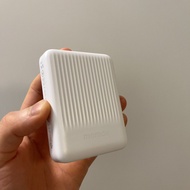 Momax iPhone MagSafe 磁吸 Q Mag Minimal Wireless Power Bank 5000mAh 充電寶 尿袋 快速充電 行動電源 Apple Samsung And