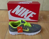 Sepatu Nike ijo nyala keren