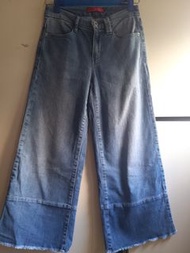 Guess闊腳牛仔褲