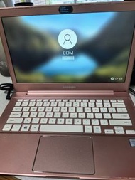 Samsung notebook i5 win10 8G ram 13.3mon