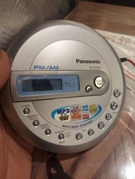 panasonic sl sv500 cd player 可播mp3 收音機 35小時播放 100放震 日本製 液晶爆 所有運作正常