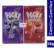 Pocky Crushed Fruit Strawberry Blueberry Yogurt 38 gr