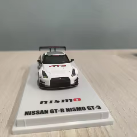 Kyosho Die-cast 1:64 Scale Nissan GTR R35 GT3 Nismo Simulation Alloy Static Car Model