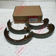 HAND BRAKE SHOE HAND BRAKE PADS HONDA CRV RE RM GEN3 GEN 3 GEN4 GEN 4 2007 TO 2017 ORIGINAL JAPAN 1 