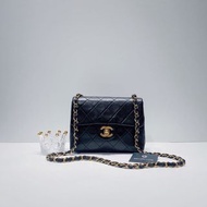 Chanel Vintage Lambskin Classic Flap Mini 17cm