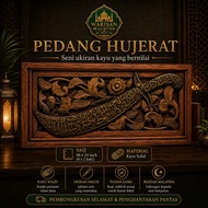 Pedang Hujerat Ukiran Kayu Khat 4x2 Kaki Hiasan Dinding Islamik Kayu Solid Premium