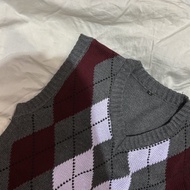 DIANA ARGYLE VEST KNITTED KETUPAT SWEATER VEST