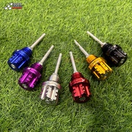 UNIVERSAL ENGINE OIL LEVEL 4T OIL CAP OIL MINYAK DIPSTICK NUT MAGNETIC CNC ALUMINUM ALLOY DECORATION