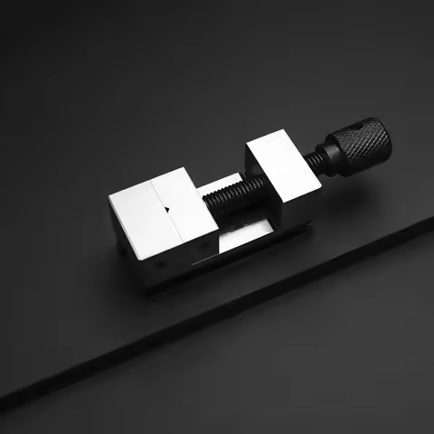 Hand tools Mini vise 1/1.3/1.5 inches Hardness 58~64°, suitable for Model making, Micro Workpiece Cl