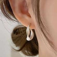 1pair Vintage Twisted Drop-Oil Hoop Earrings, Suitable For Daily Wear By Women