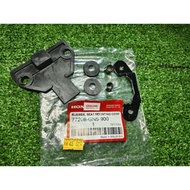 Honda Ex5 Ex5 Dream Seat Mounting Comp Rubber Seat Bush Bracket