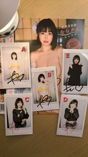 日本女優 松本菜奈實  親筆簽名即影即有 拍立得及簽名作品封面 (非TRE會場品)