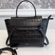 celine 賽琳 nano 鰐魚紋 鯰魚包 尺寸約20cm  附件：肩帶