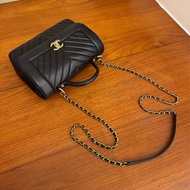 Chanel黑色山形紋金雙C手提兩用包