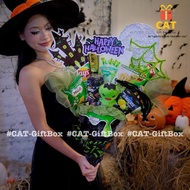 Unique Halloween candy cones, Halloween gifts, beautiful halloween flowers, waffle cone bouquets, Ha