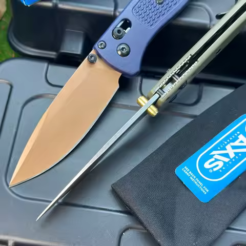 Bugout 535 CPM-S30V Green Grivory Handle Folding Knife with White Blade, great for collection or for