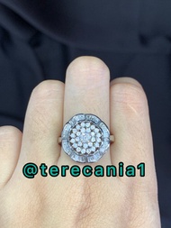 Cincin berlian eropa model fashion Emas : 75% Berat emas : 7.04gram Be