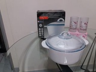 全新 康寧煲 2公升 20cm  送一套2件Hello Kitty杯