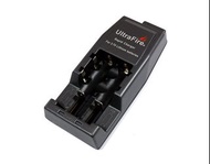 電筒鋰電池充電器 UltraFire Battery Charger for 3.7V Lithium Batteries BA598