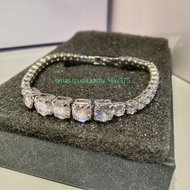 Light Gold Bracelet Grade 18k/375 Weight 9gram