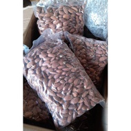 ALMONDS WEIGHT 1KG
