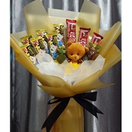 Gold mix chocolate kitkat bouquet