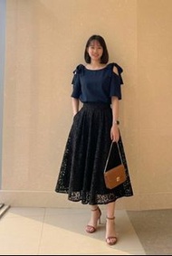 GU深藍露肩蝴蝶結上衣 西裝料短袖衫 Uniqlo