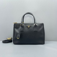 Prada普拉達殺手包中號黑金手提包