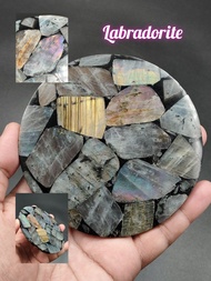 หิน ลาบลาดอไลท์ ในเรซิ่น ทรงกลม สีสวยเหลือบเล่นเเสง หลายสีมาก เน้นโทนสีม่วง เเละสีทอง🌈( Labradorite Plate )🌈 น้ำหนัก 120 กรัม🌈 ขนาด 10.8 c