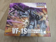新版KitzConcept KC 1/72 Macross VF-1S Roy Fokker 福卡中隊長機 有發光駕駛室艙 超時空要塞 Valkyrie 女武神 Robotech 關聯 Bandai 