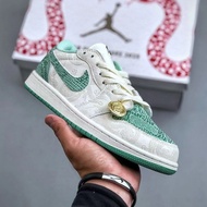 Ready Stock Low AJ1 OG Snake Year Fashion Versatile Low Top Retro Basketball Shoes