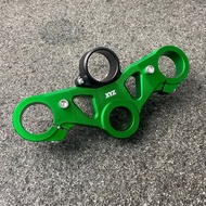 TRIPLE CLAMP SEGITIGA ATAS KAWASAKI NINJA RR