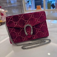 *SHIHNA名牌精品* Gucci 酒紅色絨面酒神包