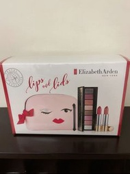 Elizabeth Arden 伊麗莎白雅頓 化妝品 化妝包 收納包 隨身包 禮盒 禮物 口紅 唇彩 眼影 眼妝