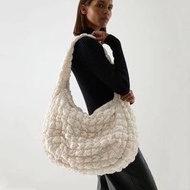COS quilted oversized bag white 雲朵包 白色