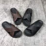 Beman CK men's sandals, X-shaped straps, 2-layer tight leather, monolithic molded crepe sole.