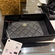 全新 Chanel 經典菱格紋 一字拉零錢包 ( 黑金)2025年