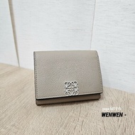 LOEWE 沙色Anagram三摺短夾