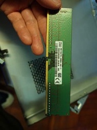 SK Hynix 8GB DDR4 PC4-2133P-UA2-11 記憶體