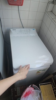 ZANUSSI 6kg 頂揭式洗衣機