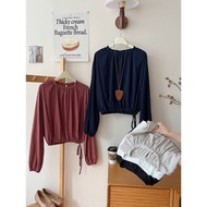 【READY STOCK AT  Johor】 Hotgirl⭐French retro round neck shirt women's loose sweet doll age-reducing 