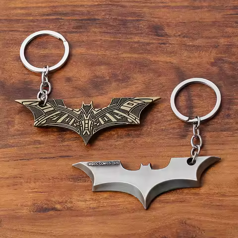 League Popular Superheroes Pendant Key Chain Cool Bat Man Keychain Handmade Fashion Pendant Accessor