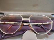 Rodenstock 687  (羅敦司德）金色眼鏡

德國製造