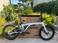 🤝🤝20吋最新到貨 優惠價  (最新款NEO 20吋 36T 飛輪) JAVA NEO 9速 油剎 20吋 406 鋁合金折叠車 （三折叠小布 國布 ）