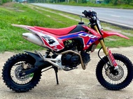 สติ๊กเกอร์ crf110 สติ๊กเกอร์สำหรับชุดสีCrf110 สติ๊กเกอร์อย่างดีงานหนา
