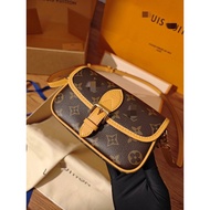 Diane Mini Baguette Small Baguette Nano Diane Small Baguette Bag Detachable Shoulder Strap Letter Lo