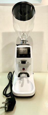 เครื่องบดเมล็ดกาแฟไฟฟ้า Grinding Machine