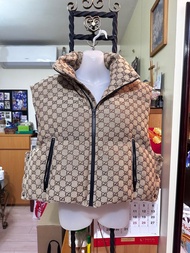 Gucci 經典印花背心羽絨