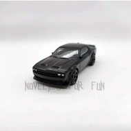 CCA 1: 64 Dodge Challenger SRT Jailbreak Model Car